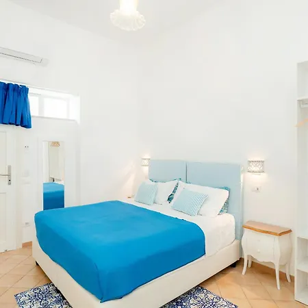 Guest house Casa Consilla 3*