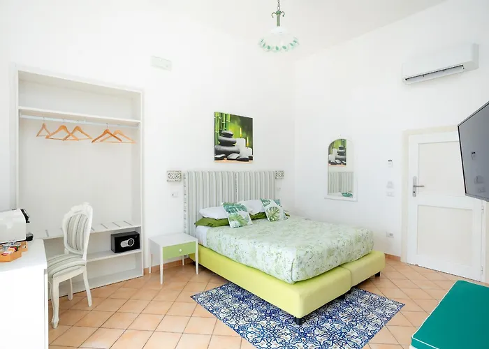 Casa Consilla 게스트하우스 4*